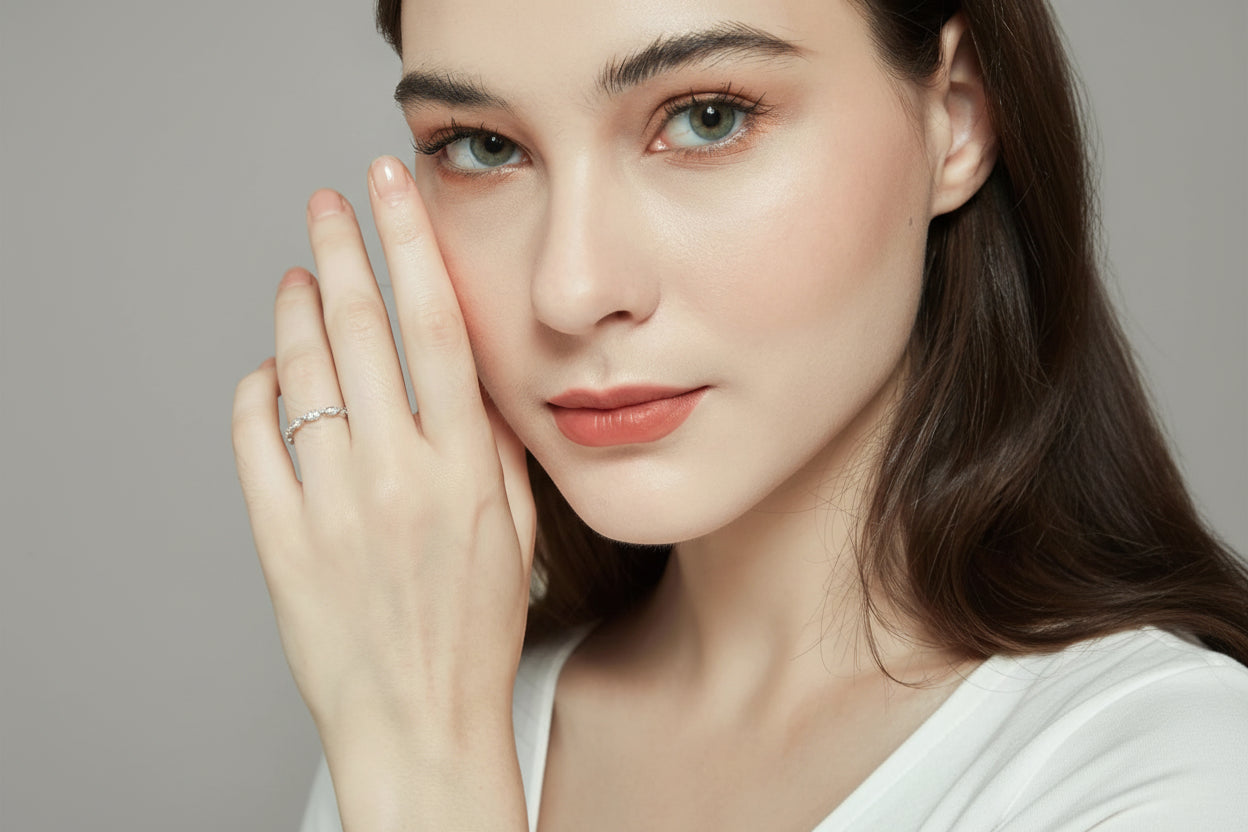Eternity milgrain oval Crystal-look Stacking Ring