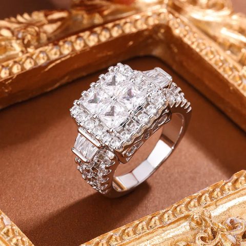 Platinum Plating Charming Multi-Crystal-look Geometric Wedding Engagement Ring for Women