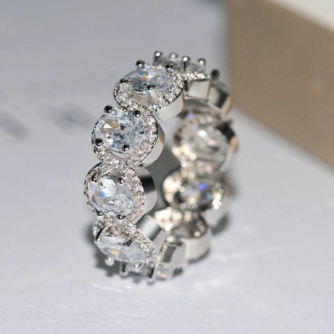 Luxury Jewelry Exquisite Oval Platinum Plated Clear Crystal-look Ring