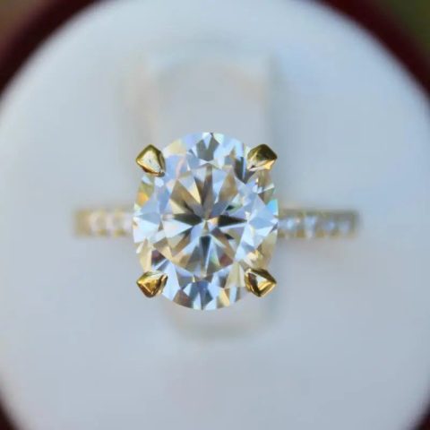 Gold-tone Contemporary Oval Design Ring