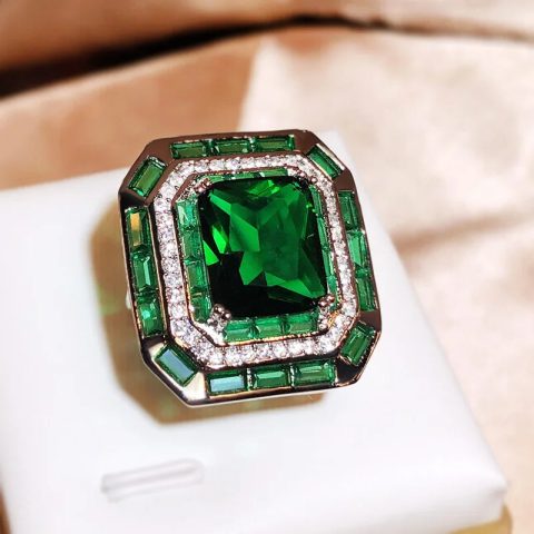 Geometric Shape Green Big Crystal-look Ring and Necklace