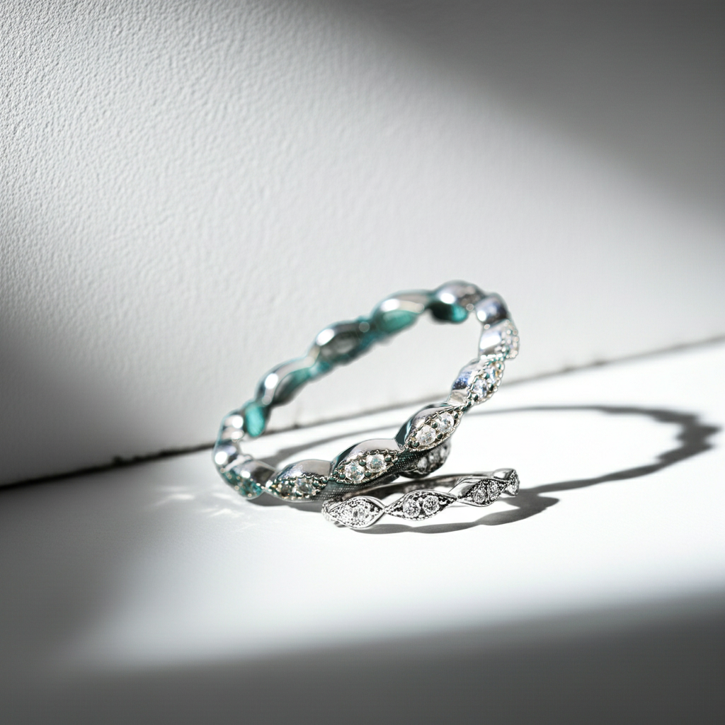 Oval women Crystal-look Engagement Wedding Band
